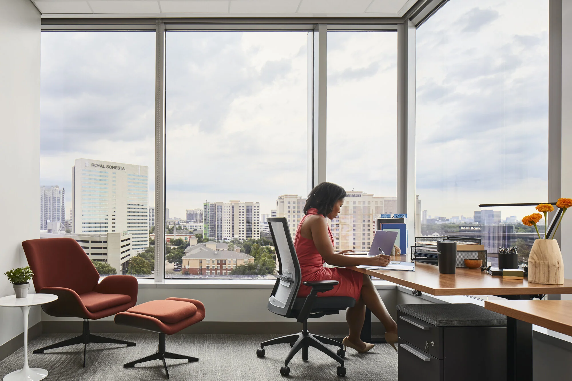 Minimal calendar with focus blocks